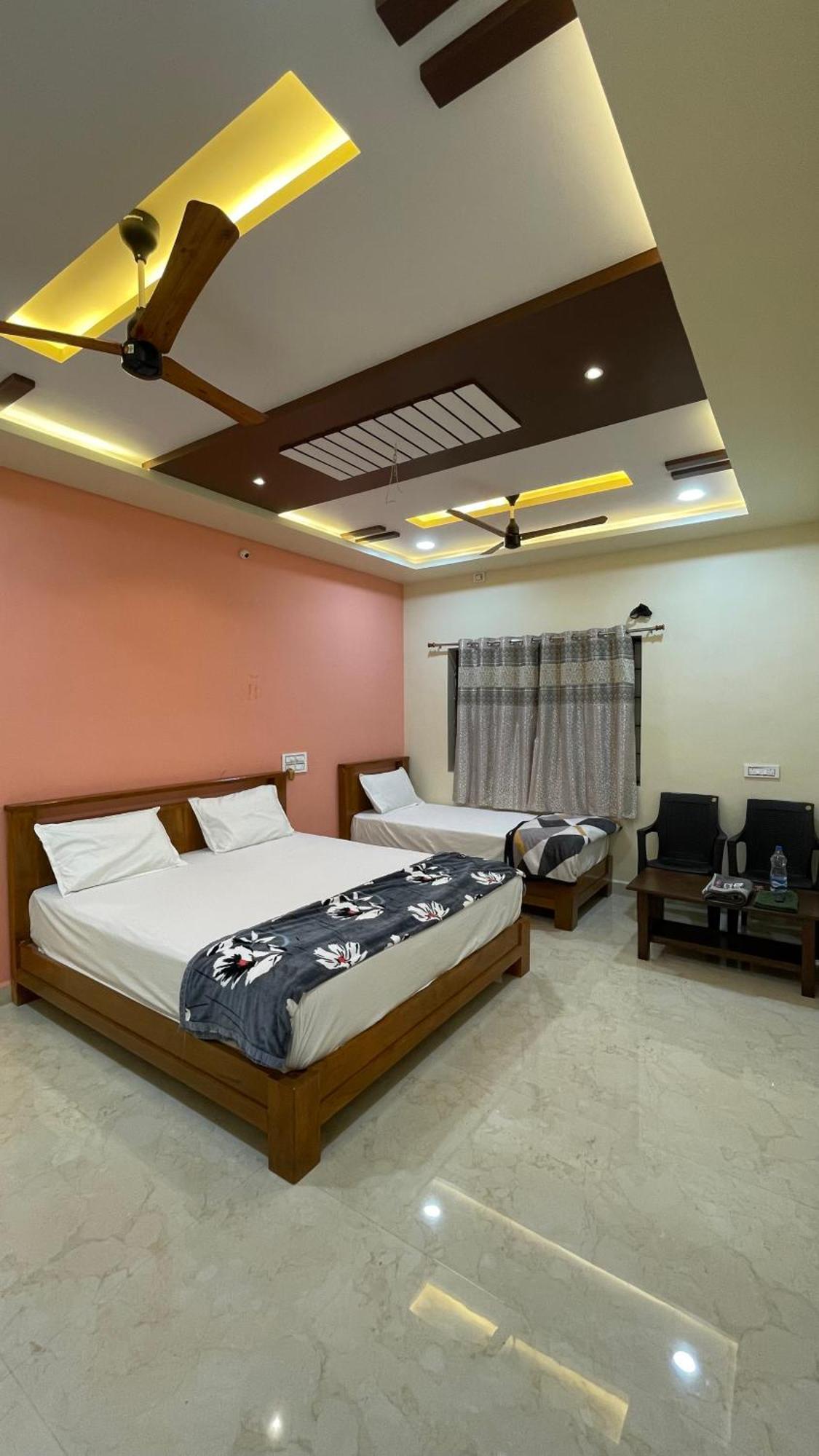 Mamatha Guest Inn هامبي المظهر الخارجي الصورة